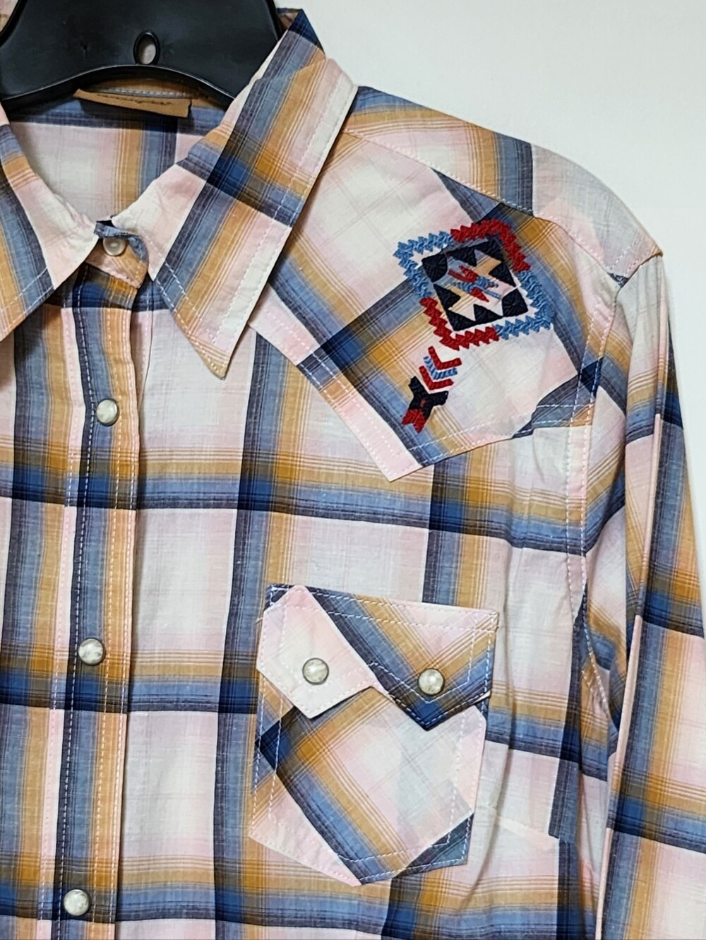 Wrangler Embroidered Western Shirt - image 4